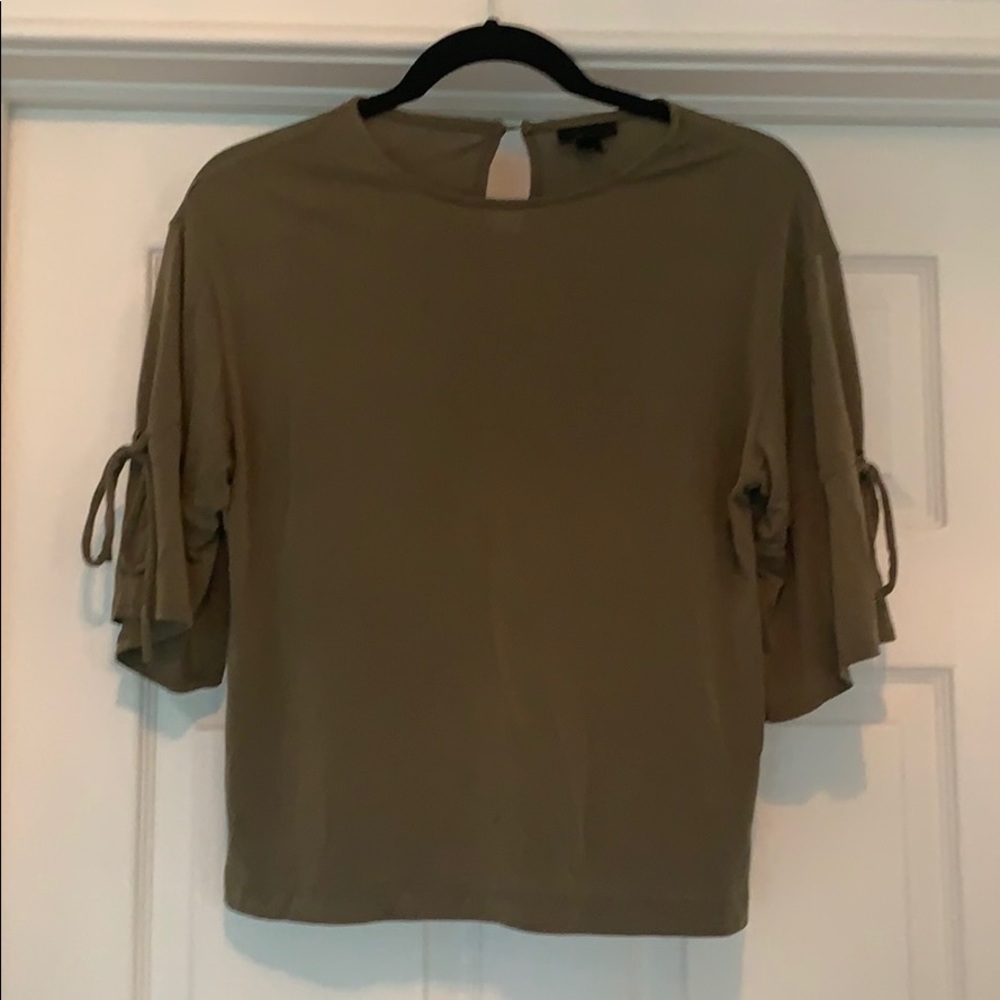 Green casual shirt